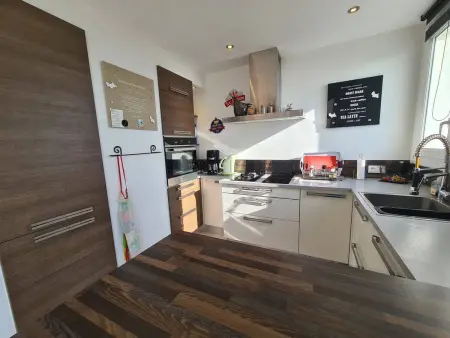 Appartement moderne 3 pièces, 6 couchages, parking, proche plage - Photo 7