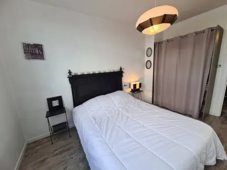 Appartement moderne 3 pièces, 6 couchages, parking, proche plage - Photo 15