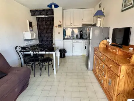 Appartement T2 avec piscine, loggia, parking privé - 800m plage, Argelès-sur-Mer - Photo 2