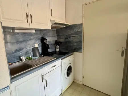 Appartement T2 avec piscine, loggia, parking privé - 800m plage, Argelès-sur-Mer - Photo 4