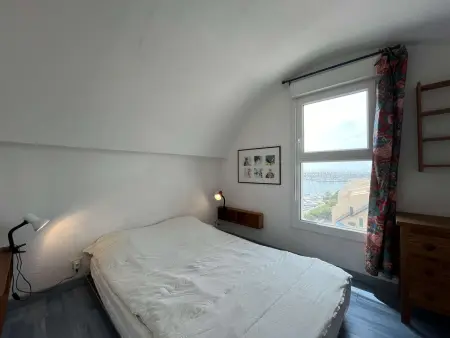 Appartement rénové 2 chambres avec piscine et parking, à 6 couchages près de la plage - Photo 6