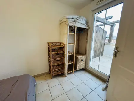 Appartement 3 pièces avec terrasse, 6 couchages, piscine et parking privé à 300m de la plage à Narbonne Plage - Photo 10