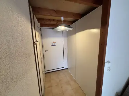 Studio mezzanine climatisé proche plage, 4 couchages, balcon, TV et cuisine équipée - Photo 1