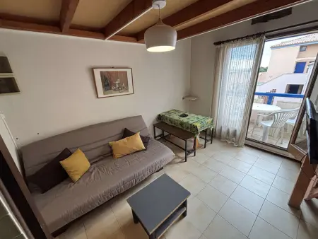 Studio mezzanine climatisé proche plage, 4 couchages, balcon, TV et cuisine équipée - Photo 3