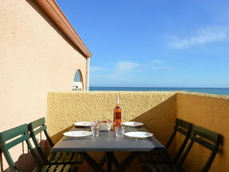 Appart 2 pièces avec balcon - 800m de la plage et parking privé - Photo 1
