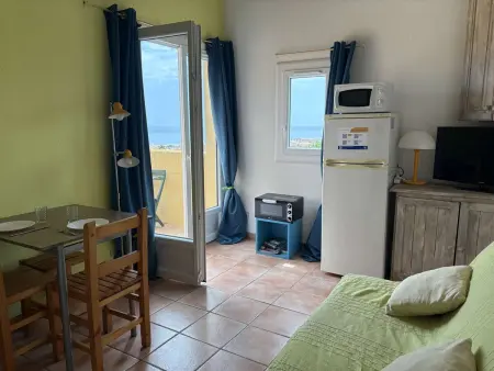 Appart 2 pièces avec balcon - 800m de la plage et parking privé - Photo 6