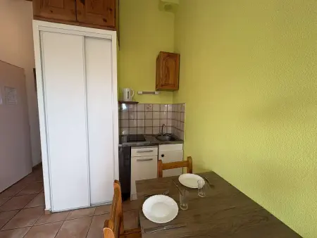 Appart 2 pièces avec balcon - 800m de la plage et parking privé - Photo 9