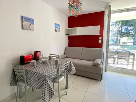 Appartement 2 pers. rénové avec balcon, accès plage et centre-ville à pied - Classé 2* - Photo 2