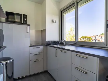 Studio rénové avec balcon, quartier Saint Charles, à 800m de la plage du Miramar - Photo 7