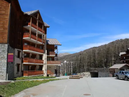 Charmant T2 avec piscine, parking privé et accès direct aux pistes à Vars Les Claux - Photo 10