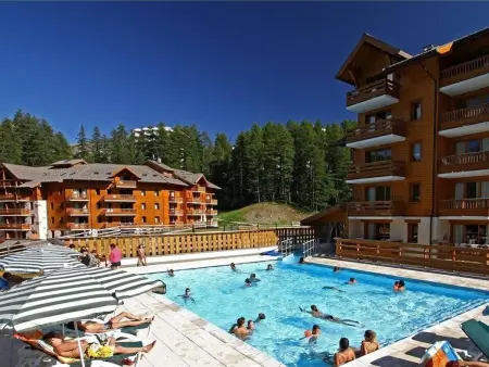 Charmant T2 avec piscine, parking privé et accès direct aux pistes à Vars Les Claux - Photo 12