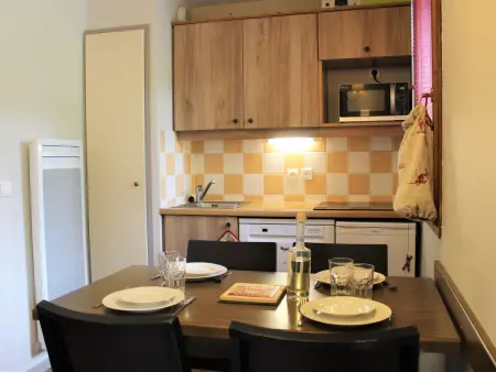 Appartement cocooning à Vars : 4/5 pers, piscine, pied des pistes, parking inclus - Photo 4