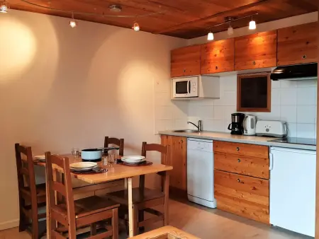 Studio rénové avec balcon sud et parking, 4 personnes, Montgenèvre - Photo 1