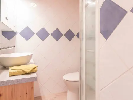 Studio rénové avec balcon sud et parking, 4 personnes, Montgenèvre - Photo 2