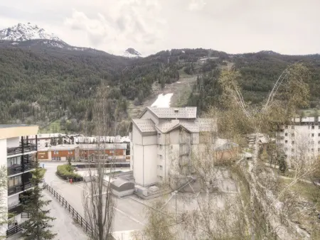 Spacieux appartement à Serre-Chevalier pour 10 pers., 4 ch., balcons, parking, casier à ski - Photo 6
