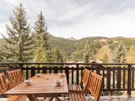 Chalet spacieux 8 pers. avec cheminée et TV à Serre-Chevalier, Chantemerle - Photo 3