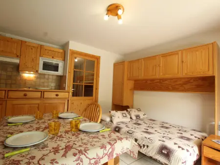 Studio lumineux avec terrasse sud. Serres-Chevalier, 4 personnes, équipements complets. - Photo 1