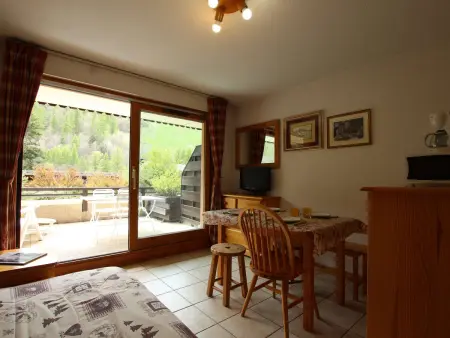Studio lumineux avec terrasse sud. Serres-Chevalier, 4 personnes, équipements complets. - Photo 14