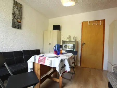 Studio à Serre-Chevalier avec Parking, Wifi et Local à Ski - Photo 2