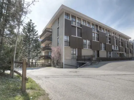Studio à Serre-Chevalier avec Parking, Wifi et Local à Ski - Photo 16