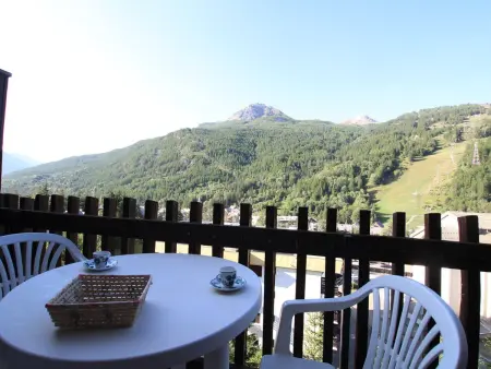 Location idéale, 4 pers à Serre-Chevalier,  proche pistes, balcon, TV, coin nuit et casier à ski - Photo 3