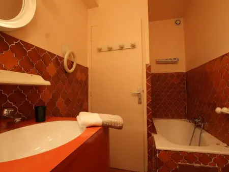 Location idéale, 4 pers à Serre-Chevalier,  proche pistes, balcon, TV, coin nuit et casier à ski - Photo 7