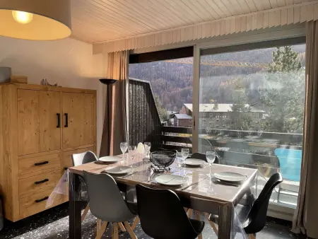 Appartement 3 pièces, 6 couchages - Chantemerle, Serre-Chevalier, balcon, parking, casier à ski - Photo 2