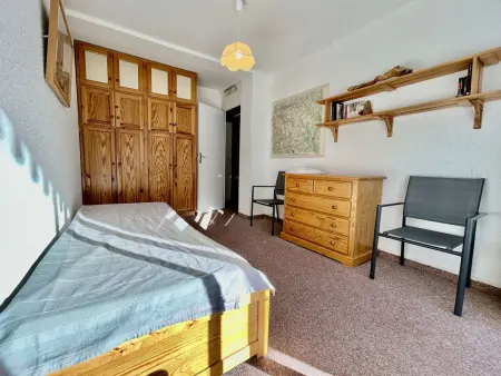 Appartement lumineux 2 pièces, 6 couchages, proche pistes et commerces, avec parking et balcon - Photo 8