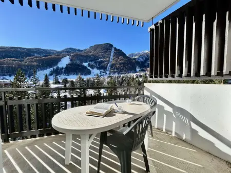 Appartement lumineux 2 pièces, 6 couchages, proche pistes et commerces, avec parking et balcon - Photo 12