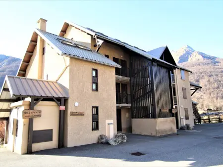 Appartement Duplex 3 Pièces Cabine, 6 Couchages, Monêtier-les-Bains, Proche Commerces et Pistes - Photo 11