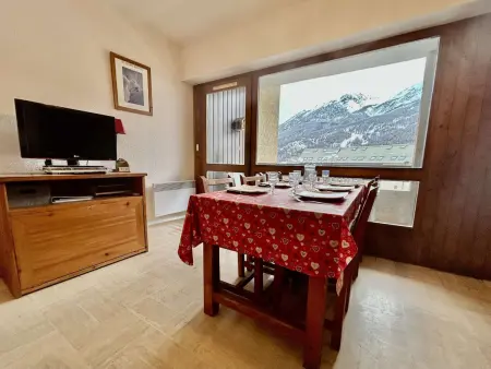 Appartement lumineux 2 pièces + coin montagne, 6 couchages, proche commerces et pistes - Monêtier-les-Bains - Photo 2