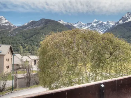 Appartement lumineux 2 pièces + coin montagne, 6 couchages, proche commerces et pistes - Monêtier-les-Bains - Photo 9