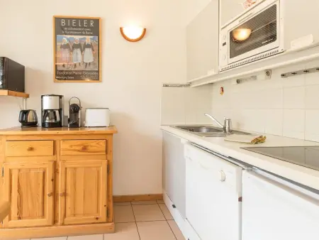 Appartement lumineux 3 pièces proche télécabine et commerces avec piscine chauffée - Photo 6
