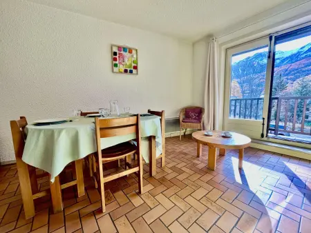 Charmant T2 avec coin montagne, 6 couchages, Monêtier les Bains, proche commerces et navettes ski - Photo 4