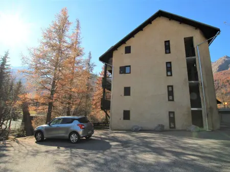 Monêtier Les Bains - Appartement 3 pièces avec jardin, rénové, proche Grands Bains - Photo 12