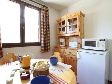 Studio Montagne près des Pistes et Commerces - 4 Couchages - Parking Privé - Photo 4