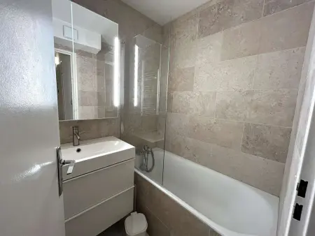 Studio Montagne près des Pistes et Commerces - 4 Couchages - Parking Privé - Photo 8