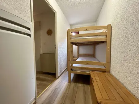 Studio avec coin montagne - 4 pers, à 100m des télécabines, piscine, parking, casier à ski - Photo 8