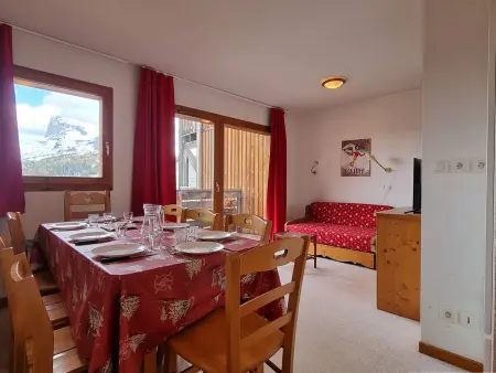 Appartement 4 pièces, 8 pers, proche pistes, parking, casier à ski - Photo 1
