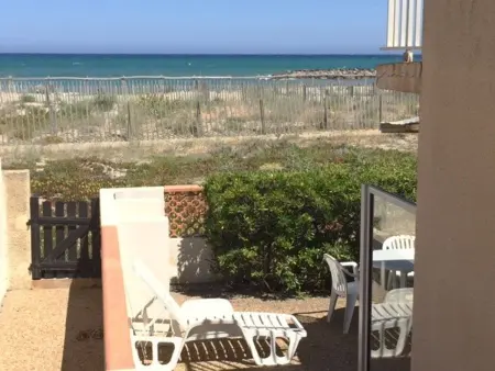 Appartement T3, 6 Pers, Pieds dans l'Eau au Barcarès, Terrasse et Parking - Photo 2