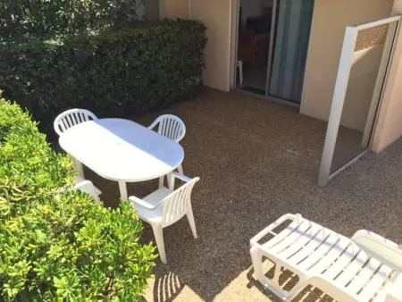 Appartement T3, 6 Pers, Pieds dans l'Eau au Barcarès, Terrasse et Parking - Photo 4