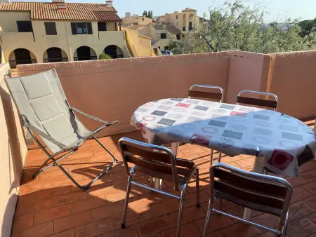 Appartement avec mezzanine, 4 pers, plage à 250m, parking privé, commerces à proximité - Photo 2
