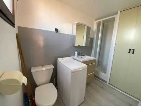 Appartement avec mezzanine, 4 pers, plage à 250m, parking privé, commerces à proximité - Photo 9