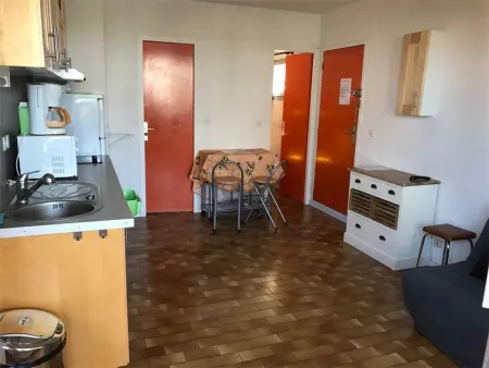 Appartement T2 Cabine 6 pers en bord de mer, parking privé, proche commerces et plage - Leucate - Photo 4