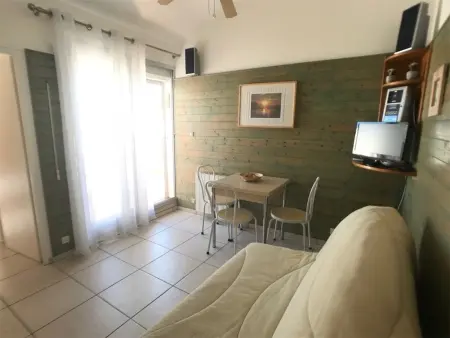 Appartement T2 à 150m de la plage, 5 couchages, terrasse, parking, proche commerces - Port Leucate - Photo 2