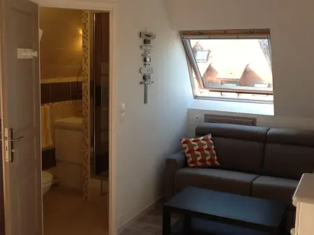 Studio romantique avec balcon et parking à 50 m de la plage - Photo 2