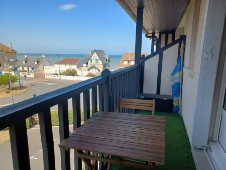 Appartement 2 pièces avec balcon, proche plage et parking - Photo 2