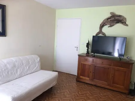 Appartement 3 pièces avec balcon et parking gratuit - Photo 1