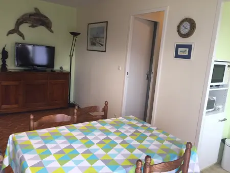 Appartement 3 pièces avec balcon et parking gratuit - Photo 2