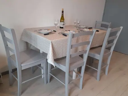 Appartement rénové 2 pièces avec loggia vue mer et parking à Villers-sur-Mer - Photo 2